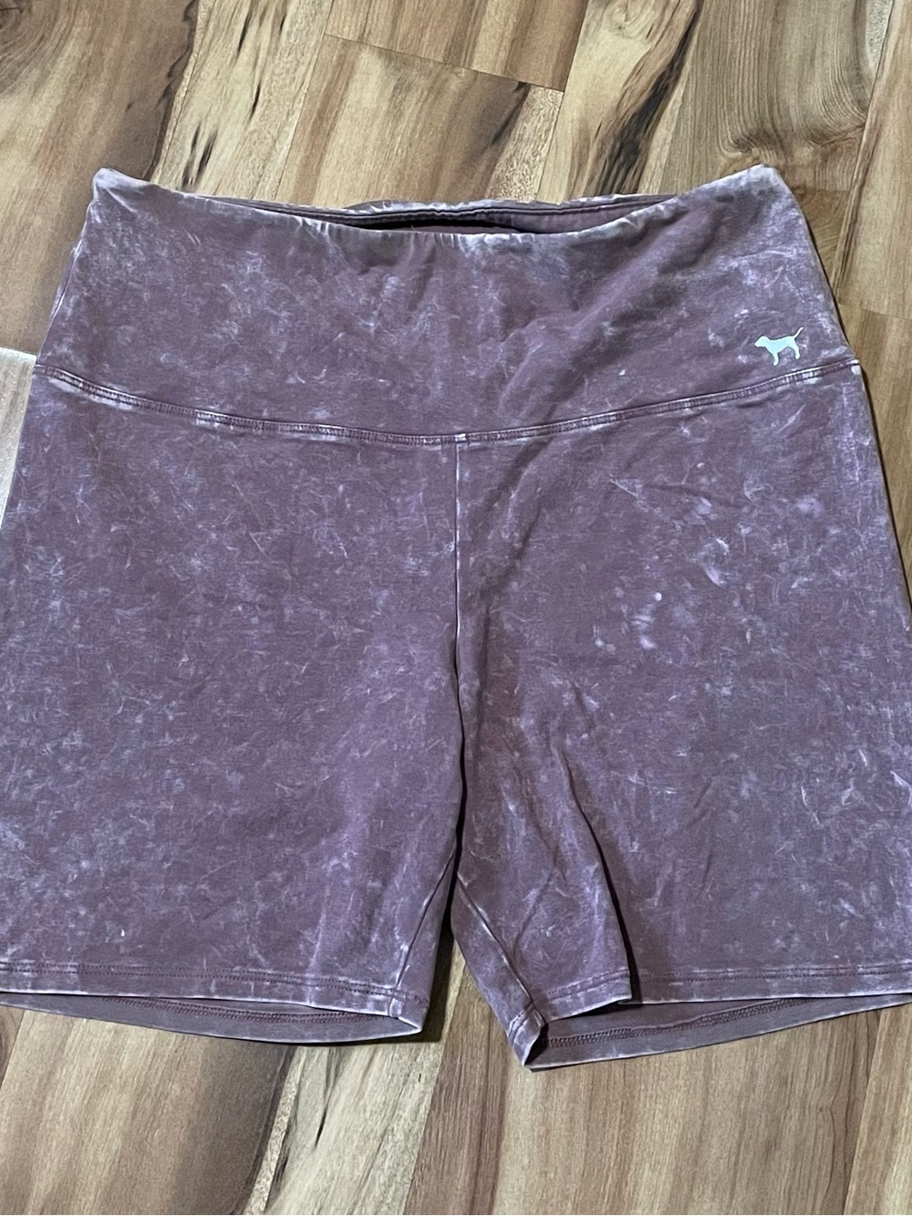 PINK Victoria's Secret Yoga Biker Shorts Purple/Mauve Mineral Wash Size L